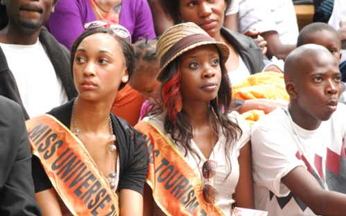 Miss Universe, Zimbabwe and her runner up