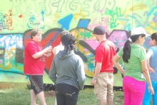 Children have fun at the graffitti workshop